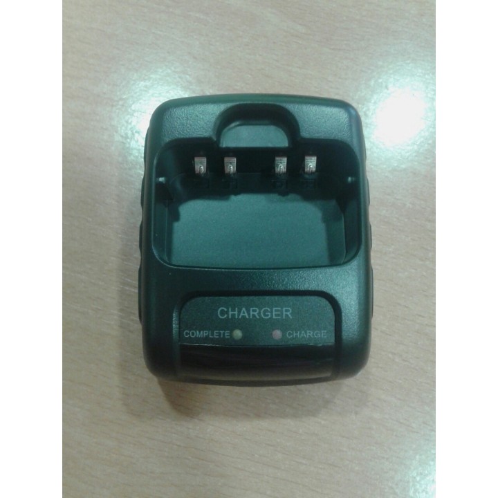 CARGADOR SOBREMESA + ALIMENTADOR KOMBIX RL-240