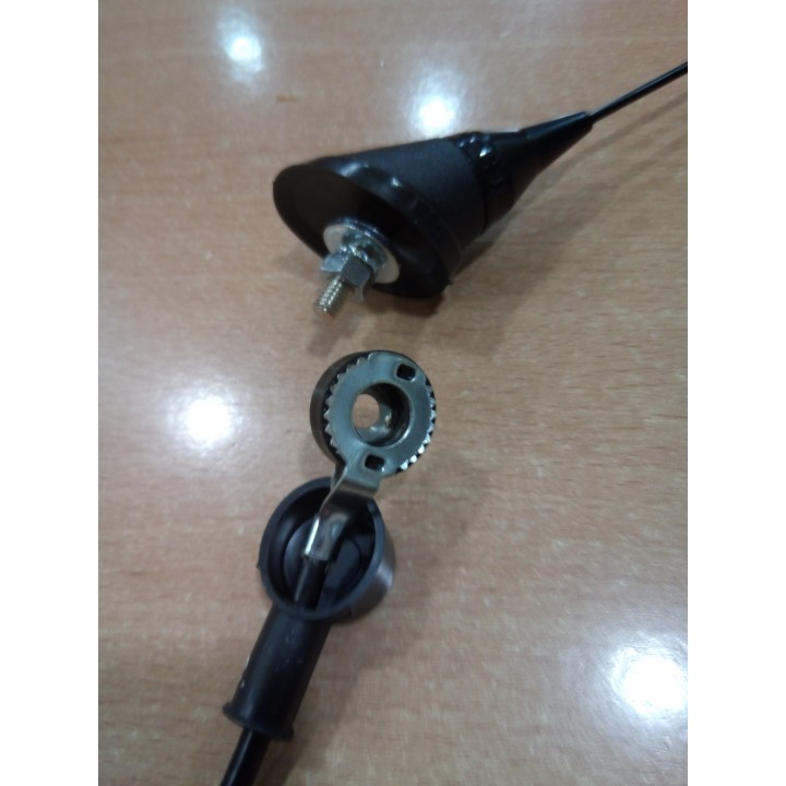 SIRTEL TORNADO VHF de 130 a 175 Mhz. Tipo Antena Autorradio