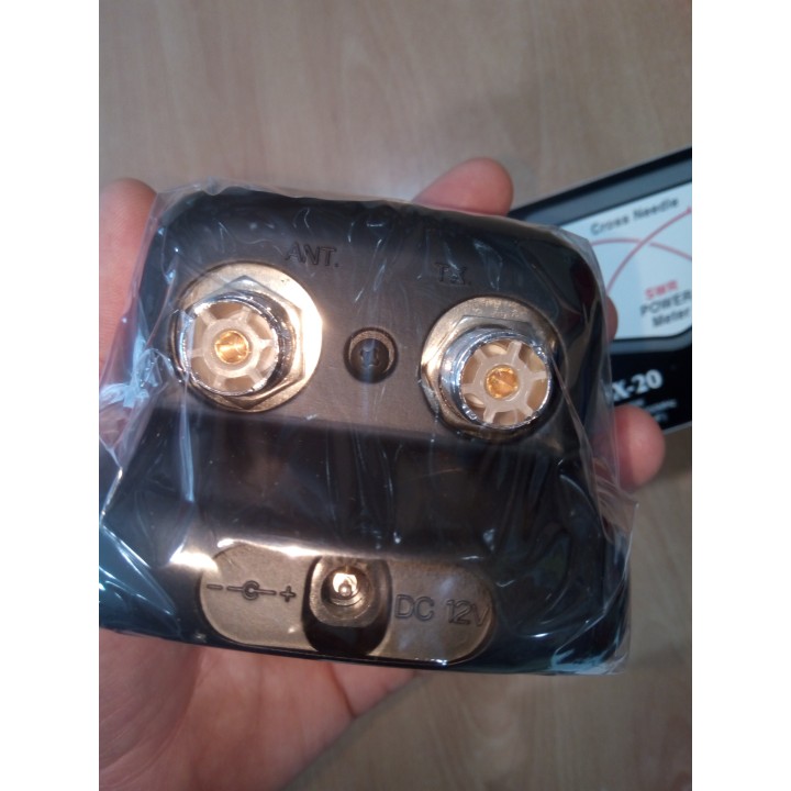 SX-20 - MEDIDOR R.O.E. Y VATÍMETRO. 1.8-200 MHZ.
