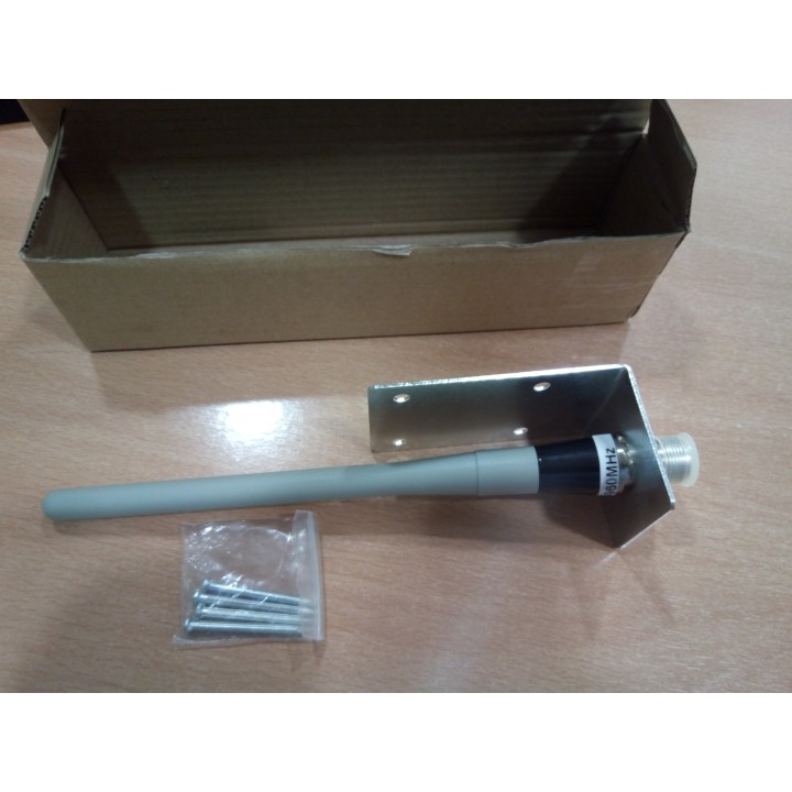 QX-900 IN - ANTENA OMNIDIRECCIONAL PARA 900 MHZ. CON SOPORTE DE MURO Y PEQUEÑA DIMENSIÓN.