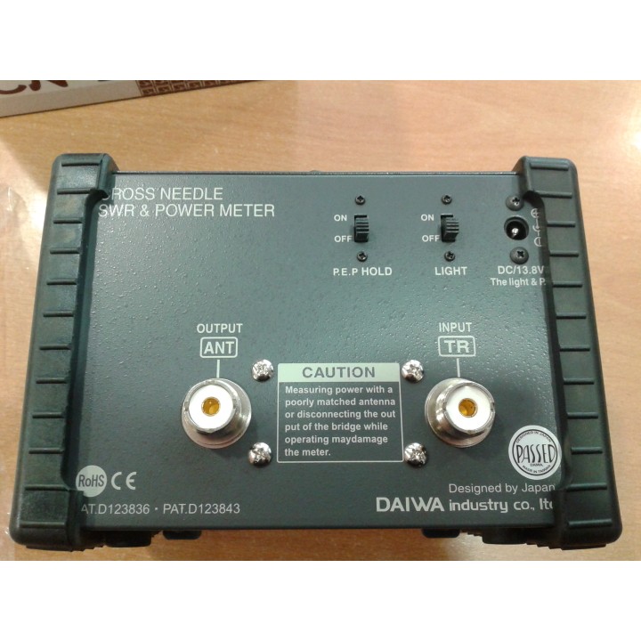 CN-901-HP3 - MEDIDOR R.O.E. Y WATÍMETRO. 1.8-200 MHZ., MAX. POT: 3 KW.