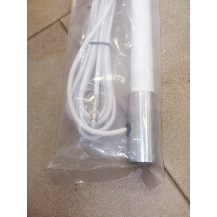 TC9401 - ANTENA PARA GSM TIPO CUBIERTA TMA FIBRA DE VIDRIO CON RÓTULA