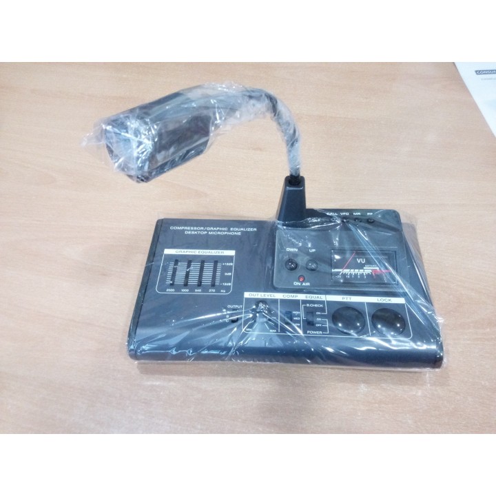 AV-908 - MICRÓFONO DE SOBREMESA CON PREVIO COMPRESOR