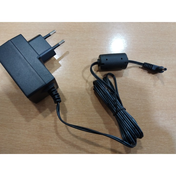 Icom BC-167SD - Cargador original para IC-E80D, T70, V85E, ID-31E, ID-51E, IC-A6E, IC-A24E, E92D, W31, W32