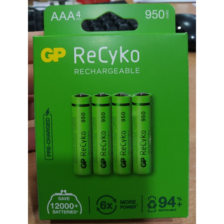 BLISTER DE 4 PILAS RECARGABLES / BATERÍAS NiMh  950 mAh