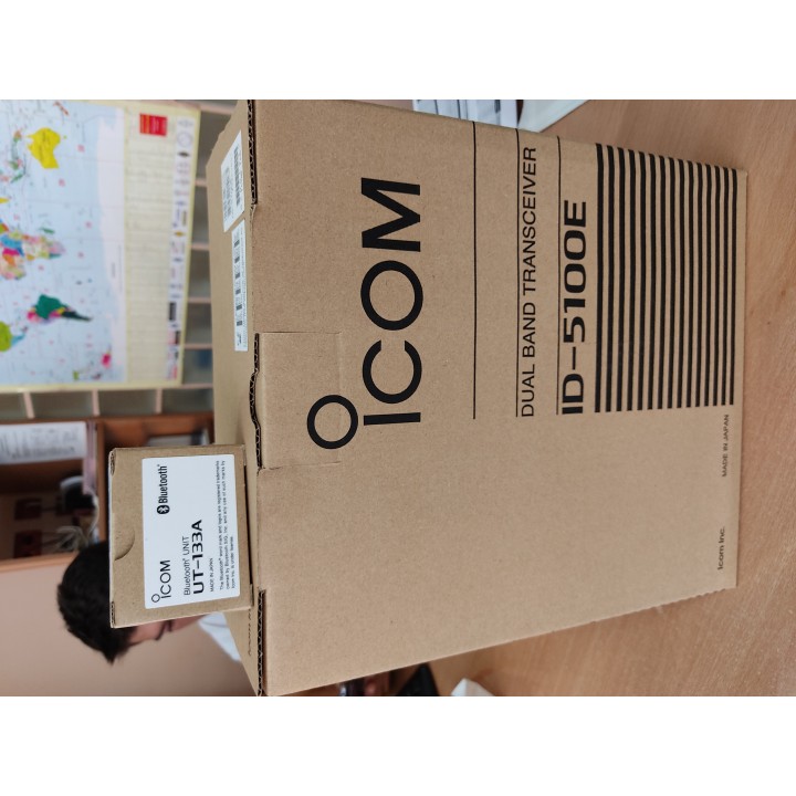 ICOM ID-5100E TRANSCEPTOR BIBANDA