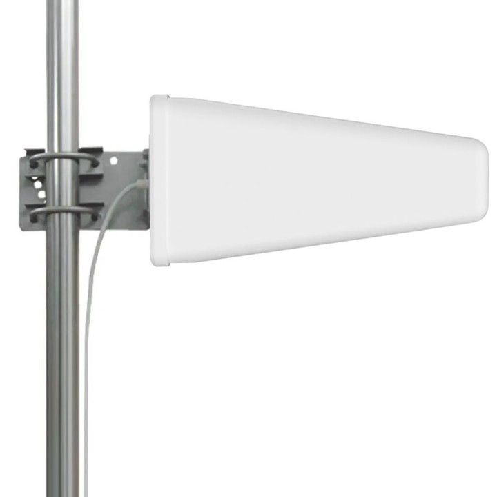 DX-ATOR-5G  ANTENA LOG PERIODIC PARA GSM, DCS, 3G, LTE800, LTE2600, 5G, WIFI.