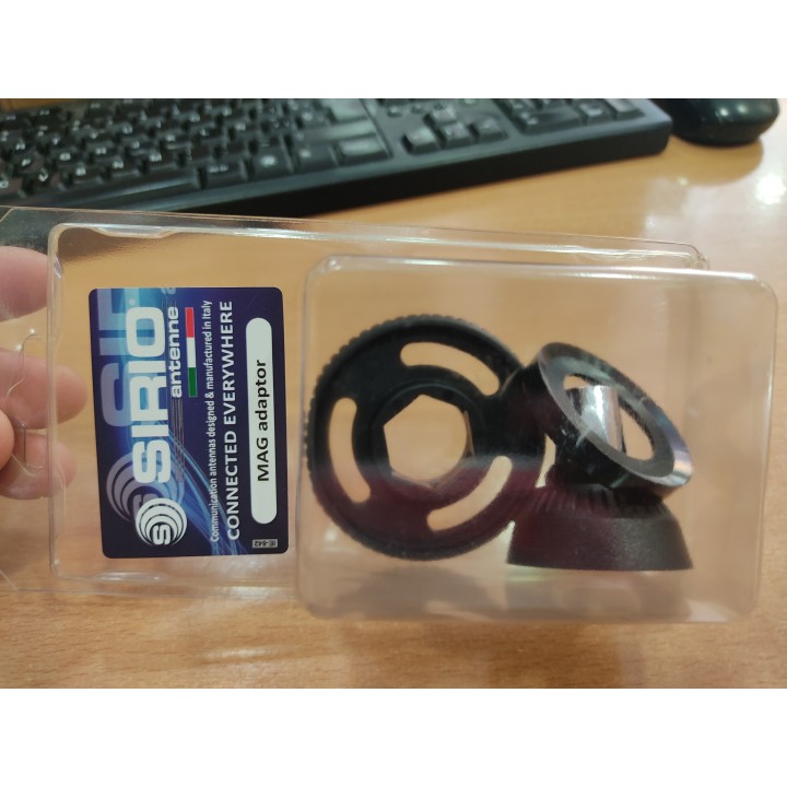 SIRIO MAG-3/8 BASE ADAPTADOR PL-259 Macho a 3/8