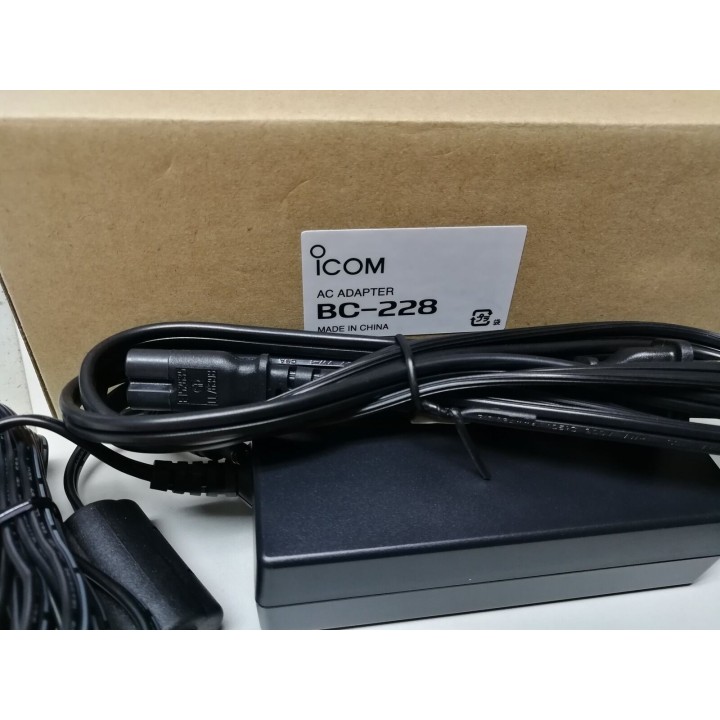 ICOM Adaptador AC BC-228