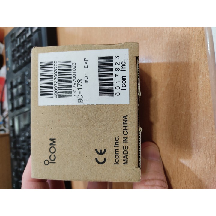 Cargador completo para ICOM IC-M33, IC-M35 y GM-1600 (ICOM BC-173 y BC-147)