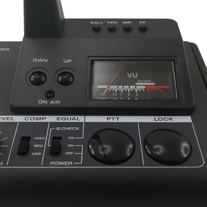 AV-908 - MICRÓFONO DE SOBREMESA CON PREVIO COMPRESOR