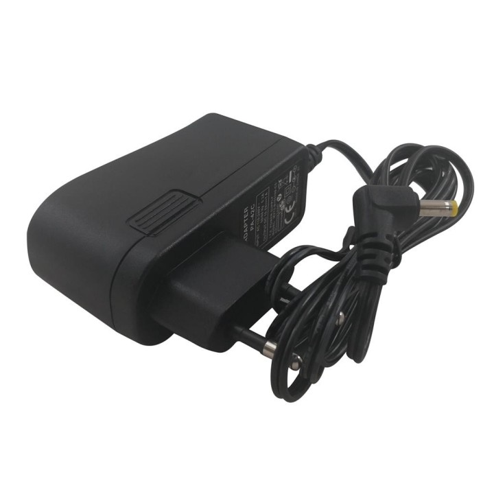 VAC-20 Cargador rápido para baterías YAESU