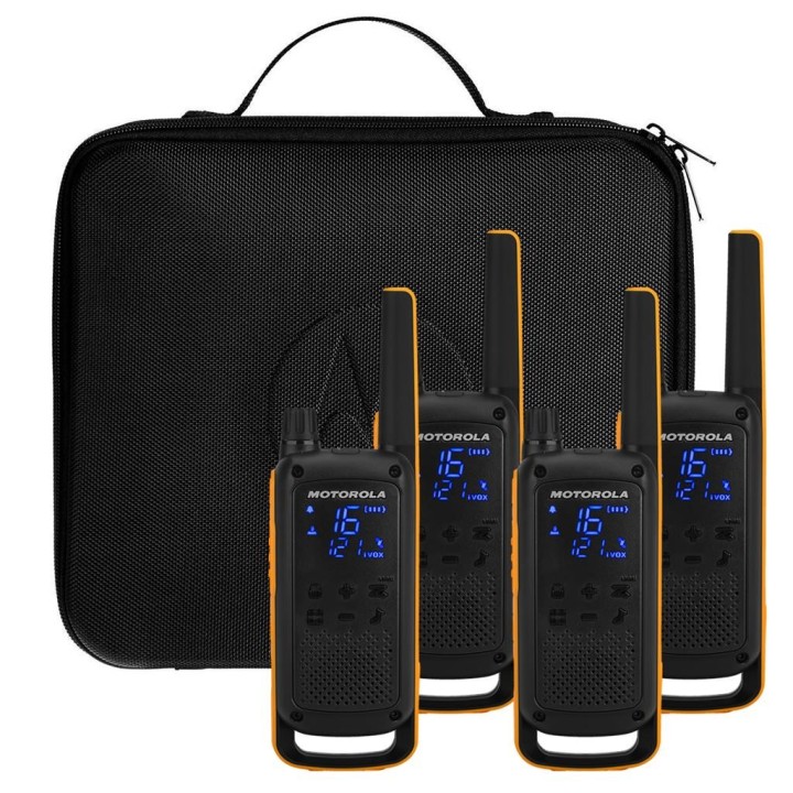 T-82 EXTREM QUAD Maletín con 4 walkies MOTOROLA T-82 EXTREME PMR446