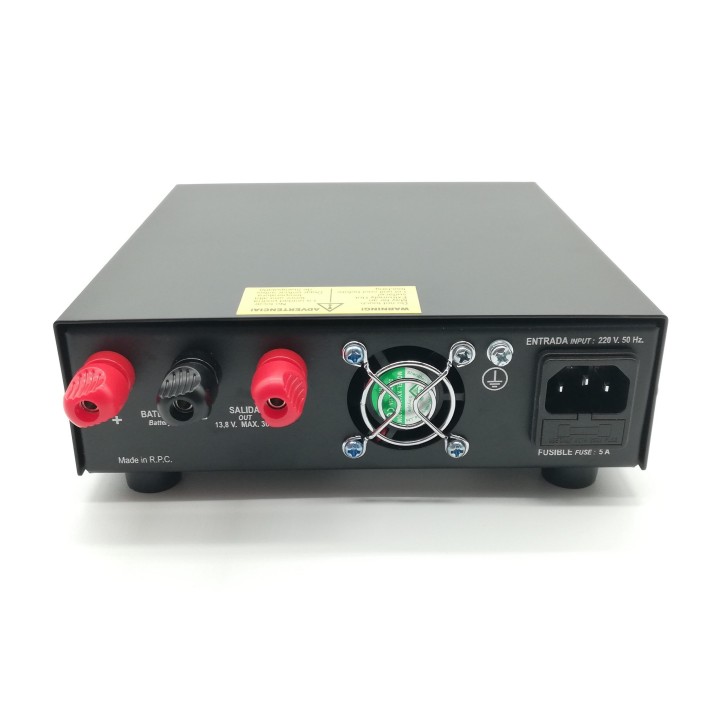 JETFON PC-1335 FUENTE DE ALIMENTACIÓN 30A CON CARGADOR DE BATERÍA