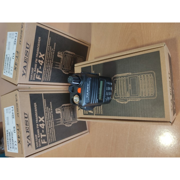 YAESU FT-4X WALKIE DOBLE BANDA Walkie radioaficionado