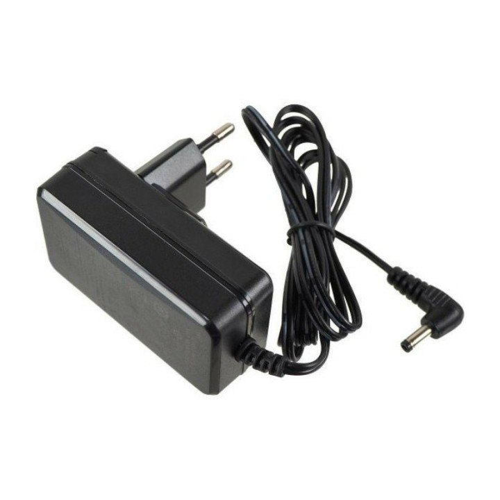 YAESU SAD-26C ALIMENTADOR PARA BASE SBH-22 (YAESU FT/65/FT-25/FT-4X/FT-4V)