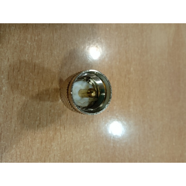 MT-2147 - Adaptador PL macho / BNC hembra.