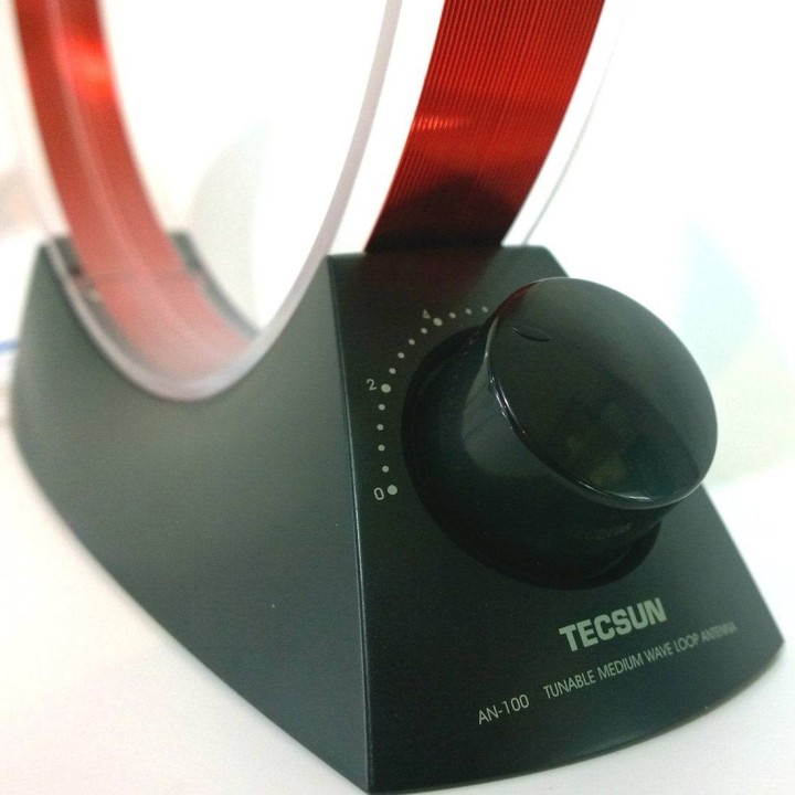 TECSUN AN-100 ANTENA DE BUCLE DE ONDA MEDIA