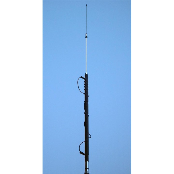 OUTBACK-2012 - ANTENA MÓVIL PARA 12 BANDAS.