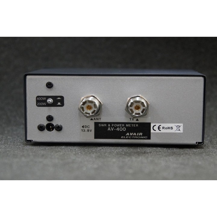 AVAIR AV-400 MEDIDOR DE ROE Y POTENCIA 140-525 MHz