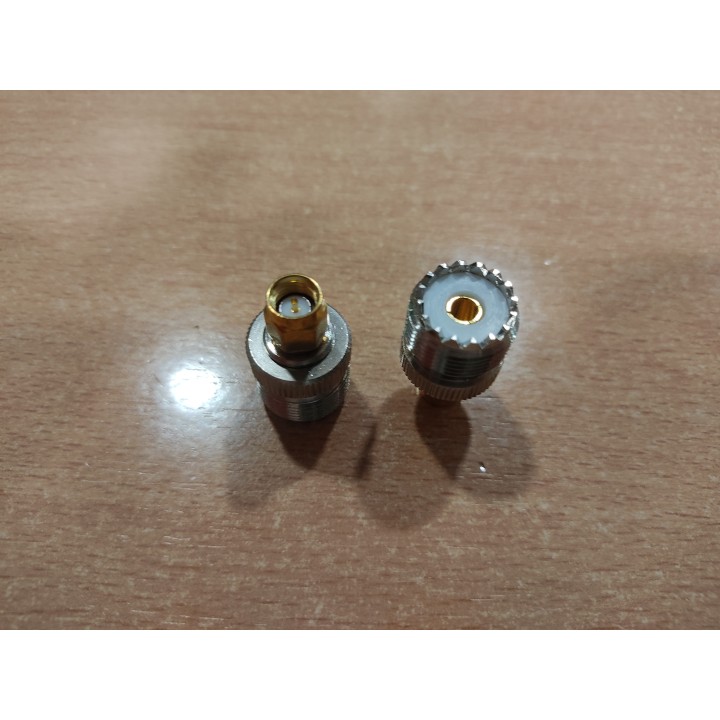 MT-8828 - Adaptador SMA macho / PL hembra.