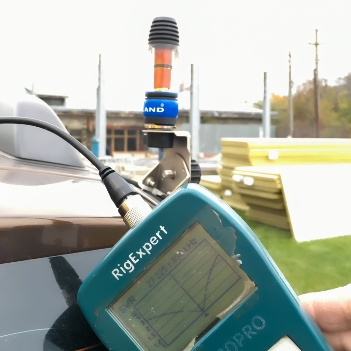 PNI T601 Soporte de antena roscada
