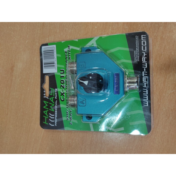 Conmutador coaxial de 2 antenas. 600 MHz - 1000 Watt. SO239