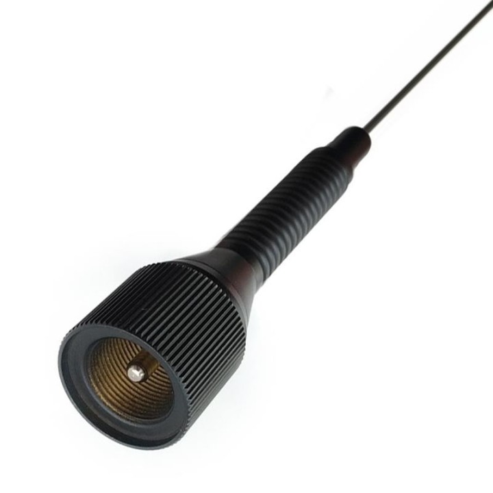 Antena VHF de 1/4 de onda, 2.15 dB, 0.49 m., con muelle. Color negro.