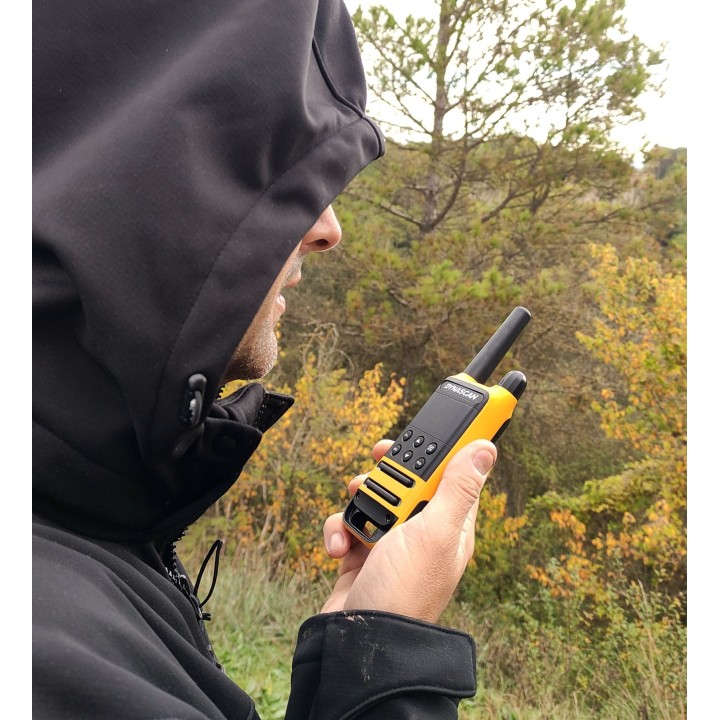 Dynascan P19 Pareja Walkies PMR-446 uso libre con estuche