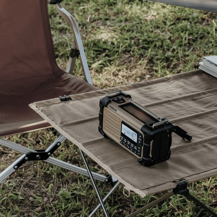 Sangean Survivor MMR-99 Desert Tan Receptor radio FM, Bluetooth, dinamo y linterna
