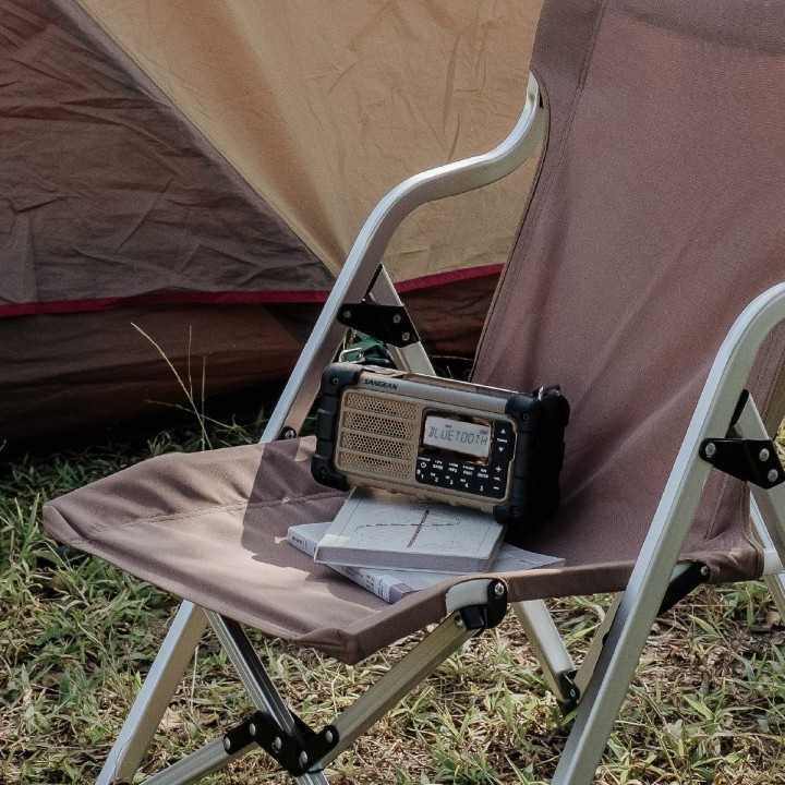 Sangean Survivor MMR-99 Desert Tan Receptor radio FM, Bluetooth, dinamo y linterna