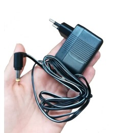 ALIMENTADOR TECSUN PL-660