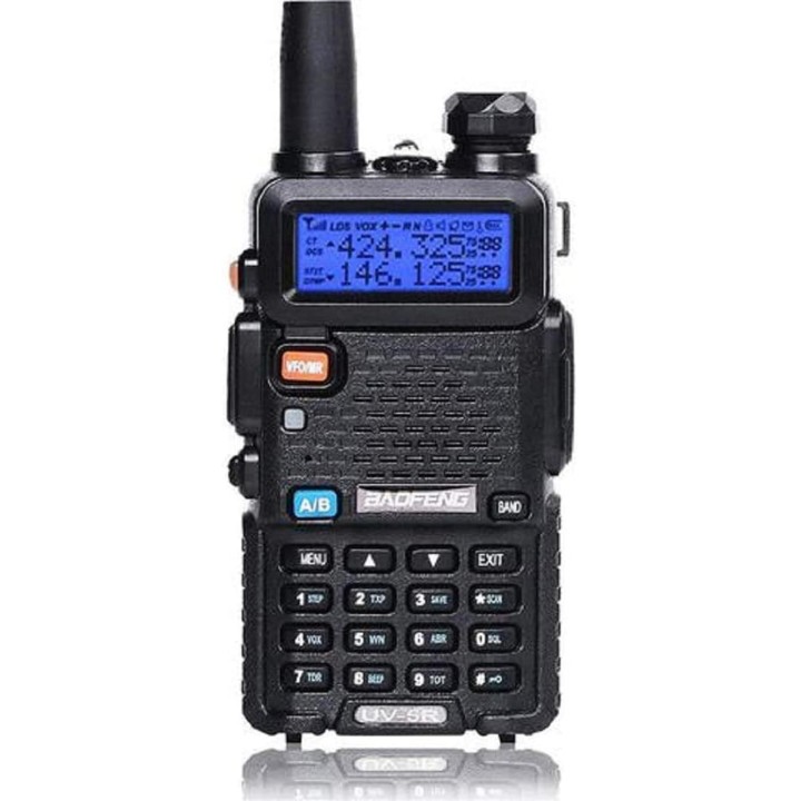 Baofeng UV-5R Walkie talkie Transceptor portátil bibanda 144 / 430 MHz.