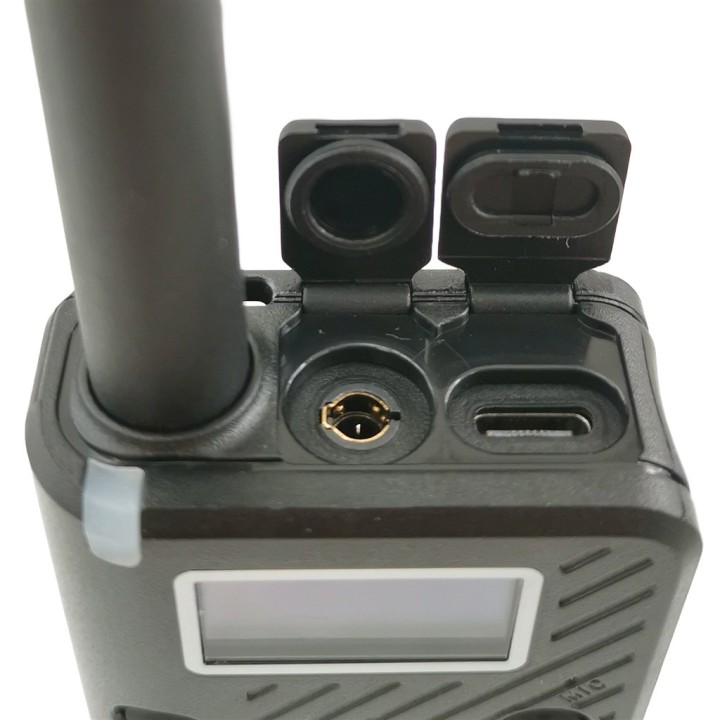 PROMO Walkie ESCOLTA JULIET. USO LIBRE PMR446. Analógico y digital DMR. + PINGANILLO