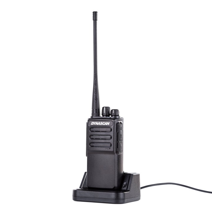 PACK DYNASCAN 240BT UHF (400-480 MHz) + AURICULAR ANYTONE Q9