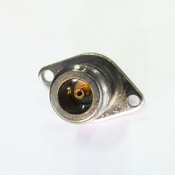 MT-7315-M - CONECTOR N HEMBRA PARA CHASIS.