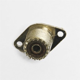 MT-552 - CONECTOR PL, TIPO ZÓCALO 2 AGUJEROS.
