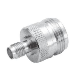 MT-2241 Adaptador SMA hembra / N hembra.
