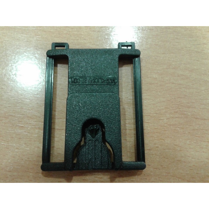 DOCK07 - PINZA CLICK FAST PLÁSTICO 6 CM.