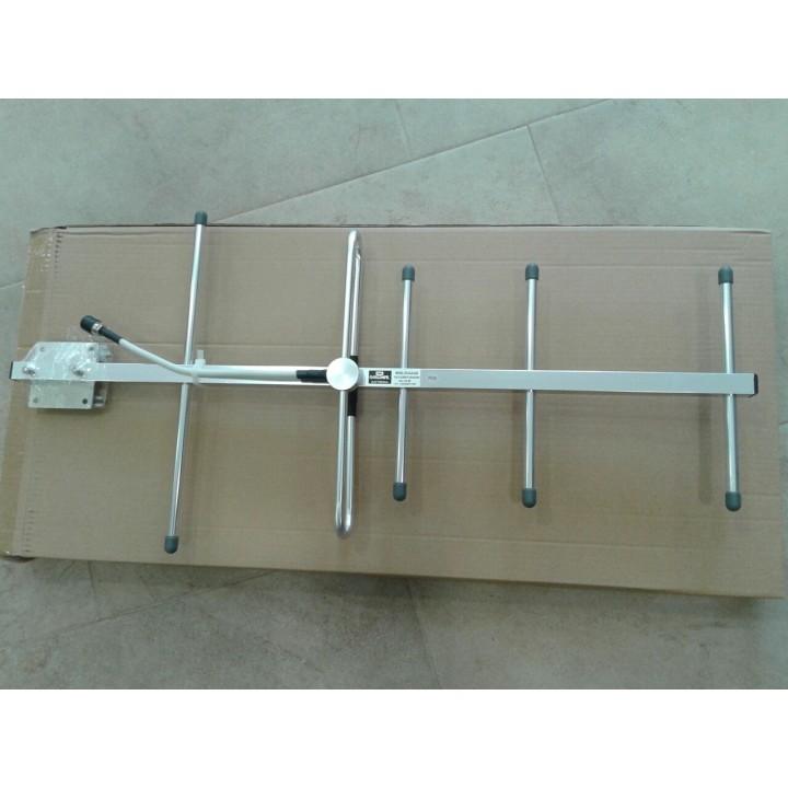 DX-AUC-5-B - ANTENA YAGI 5 ELEMENTOS 430-450 MHZ., CONECTOR N.